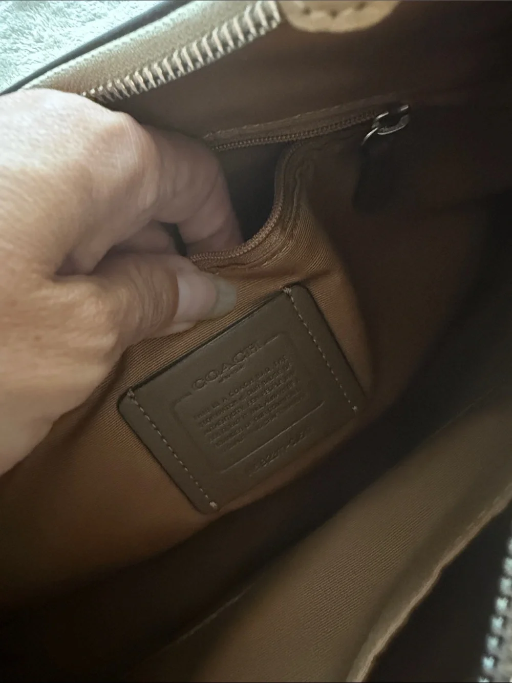 COACH Teri Hobo Leather Crossbody Shoulder Bag in Taupe/ Beige